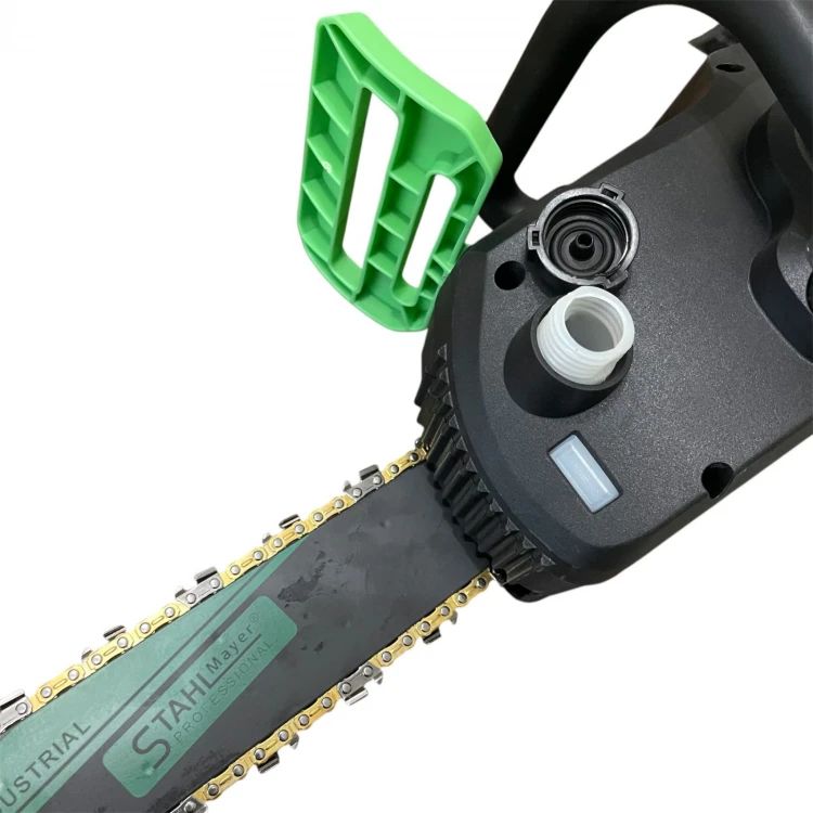 Drujbă fără fir STAHLMAYER 72V 8Ah – lamă de 16" 40cm, 2 lanțuri, afișaj și frână activă Drujbă fără fir STAHLMAYER 72V 8Ah – lamă de 16" 40cm, 2 lanțuri, afișaj și frână activă