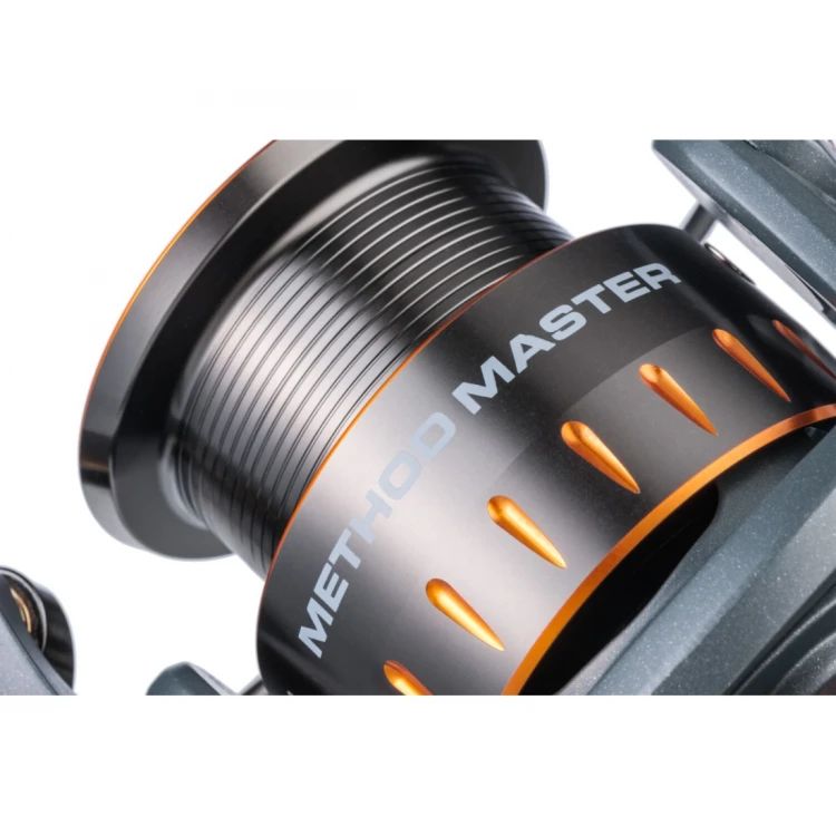 Mivardi Method Master 6000 rolă de pescuit cu alimentare